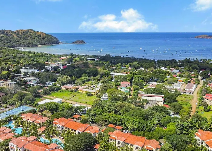 Holiday home 2br Ocean View + Club In Playas Del Coco | Naumi N422 *